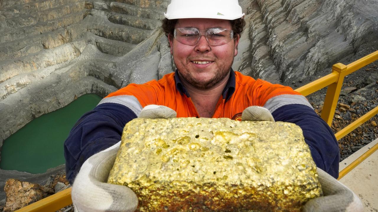 Surging gold price rise stuns major miners