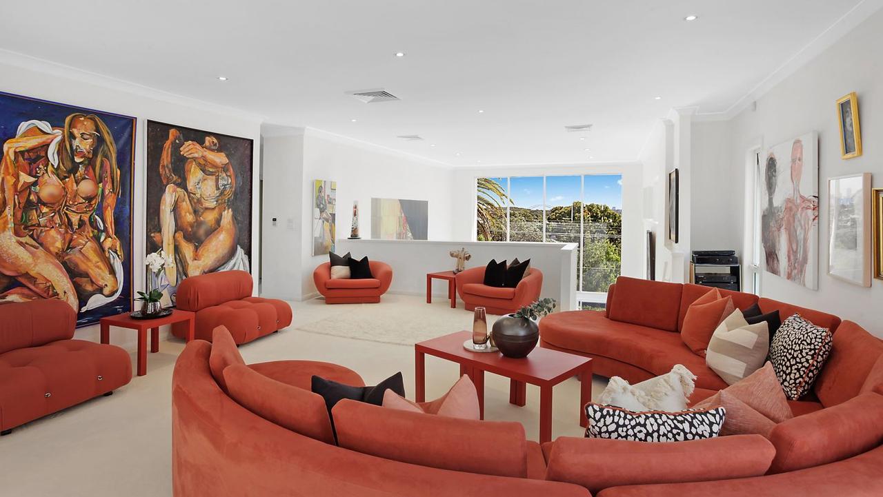 101 Hopetoun Ave, Vaucluse, has a $10m price guide.