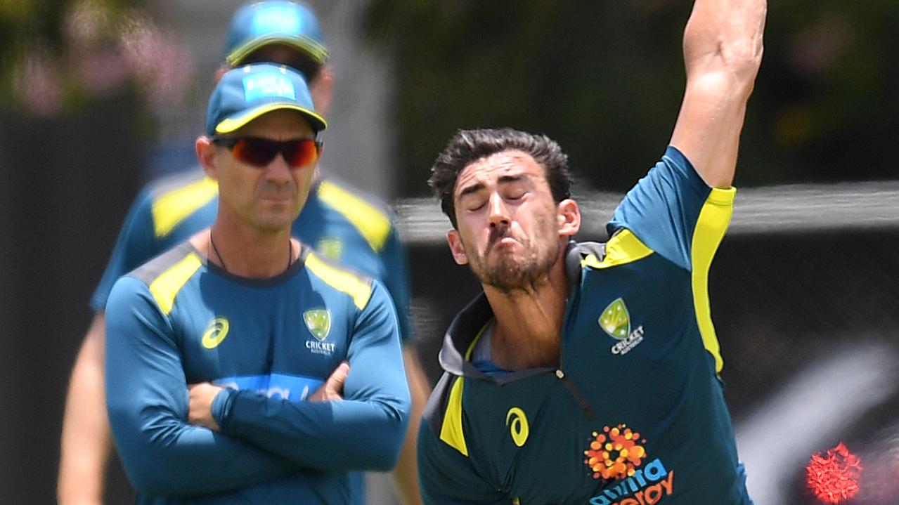 Mitchell Starc says his relationship with Justin Langer is still strong despite the recent drama.