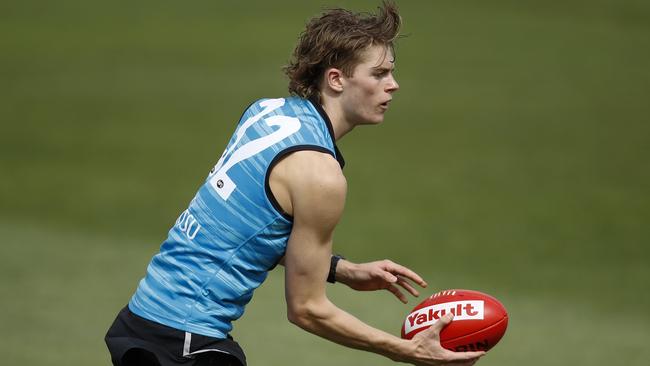 Josh Eyre is part of the Bombers’ tall stocks. Picture: NCA NewsWire/Daniel Pockett