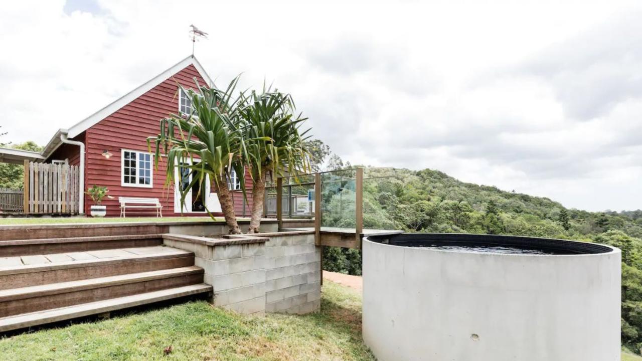 Doonan's Little Red Cabin has won the hearts of Australian travellers, voted third highest wish-listed property in the country.