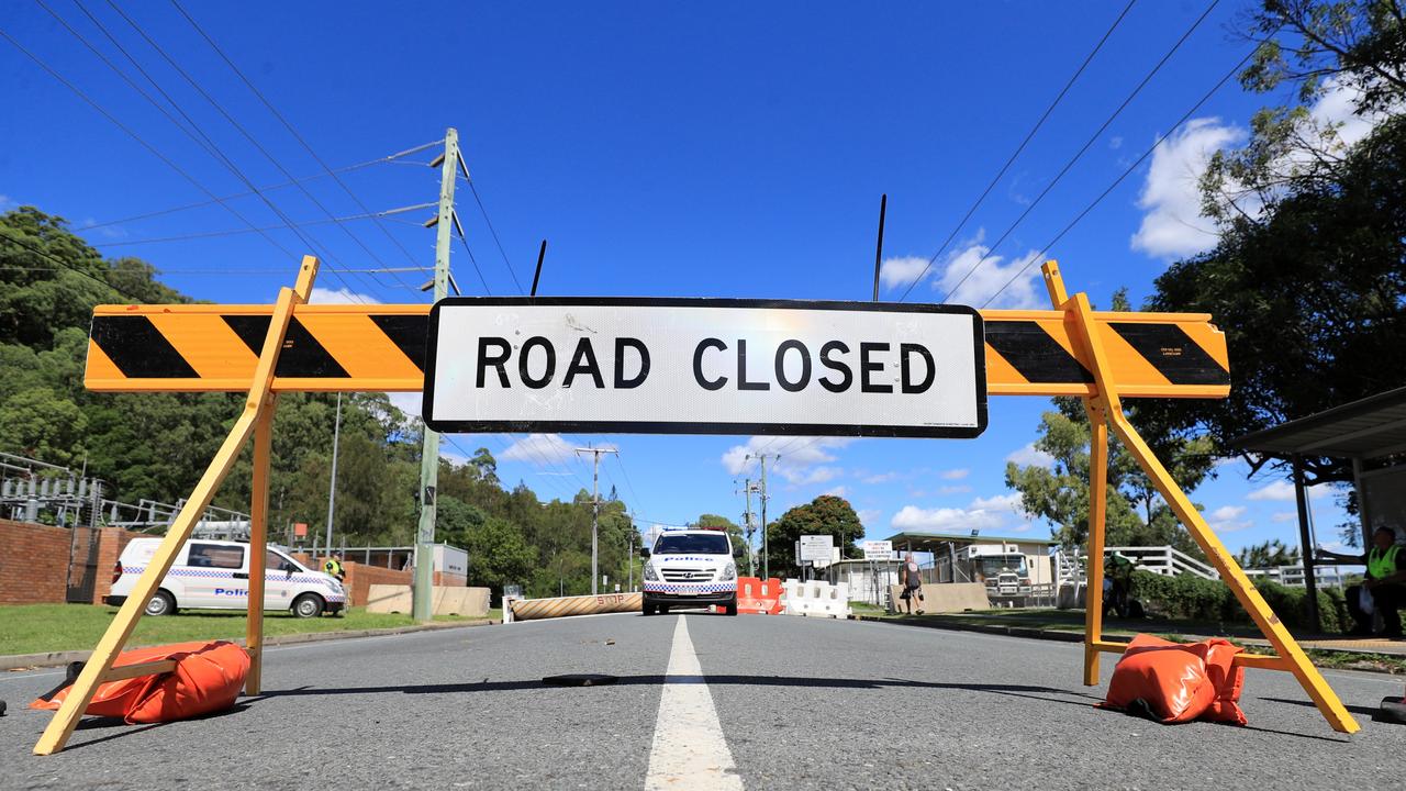 Heavy concrete barriers replace the plastic water-filled ones on the NSW/QLD border at Miles Street in Kirra. Photo: Scott Powick.