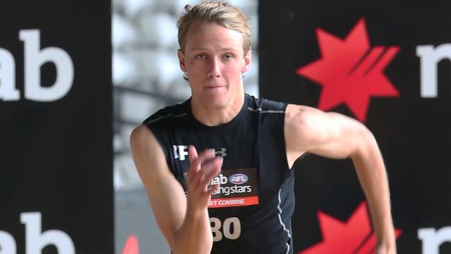 Jack Lukosius in action during the 2018 AFL Draft Combine.