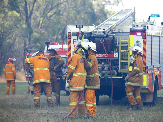 Hunter Valley bushfire: Homes under threat | news.com.au — Australia’s ...