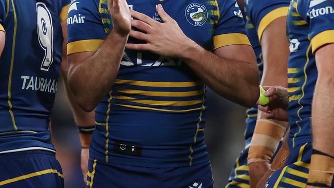 SYDNEY, AUSTRALIA - MAY 26: Eels players celebrate a try by Wiremu Greig of the Eels during the round 13 NRL match between Parramatta Eels and North Queensland Cowboys at CommBank Stadium on May 26, 2023 in Sydney, Australia. (Photo by Mark Metcalfe/Getty Images)