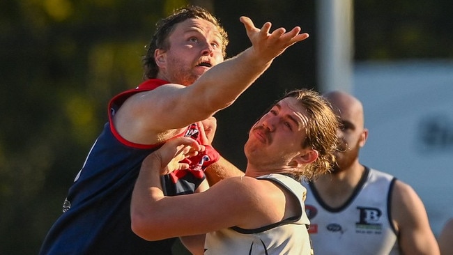 Nick Barro and Clancy Bland battle in the ruck. Picture: Field of View Photography