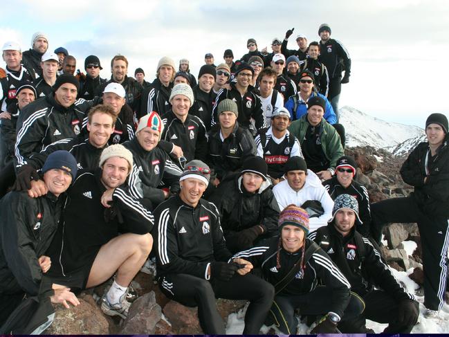 Collingwood players get a taste of high altitude training in Arizona in 2005. Picture: collingwoodfc.com.au