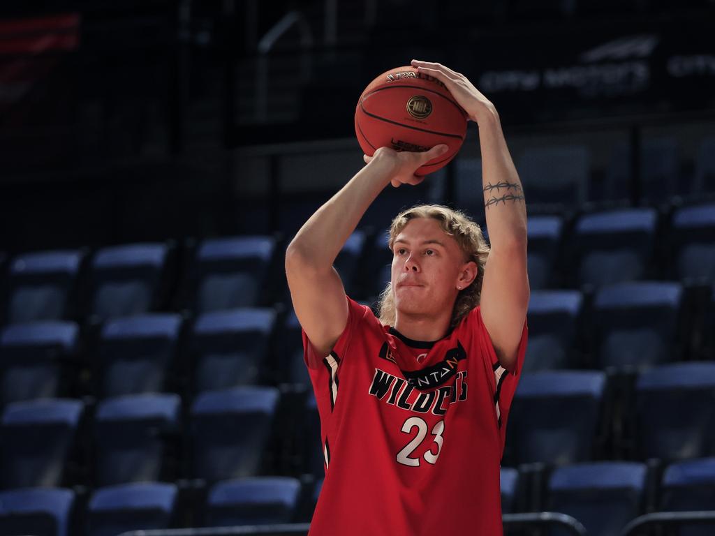 Perth Wildcats star Luke Travers on his NBA dream, growth spurt and family