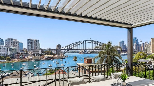 2/9-11 Waiwera St, Lavender Bay. NSW Real Estate.