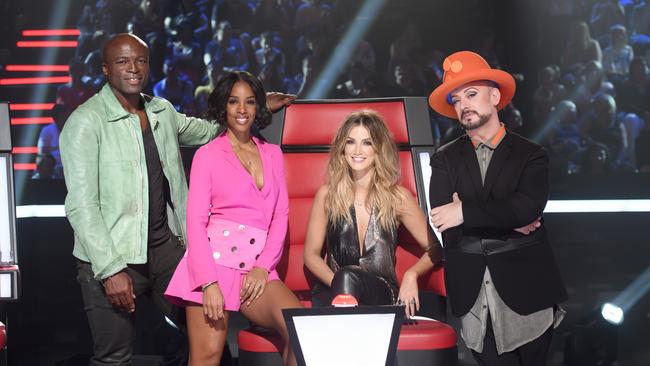 The strongest vocalists from across the country compete with one another, in teams coached by today's biggest names in music on The Voice.