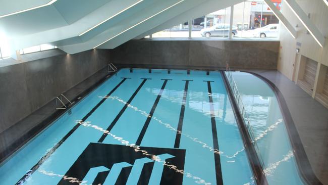 No, there’s no diving board. This is the view from the lobby looking over the underground 25m pool.