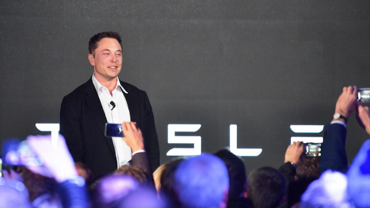 Elon Musk delivers a speech at the wind and solar battery plant outside of Jamestown.