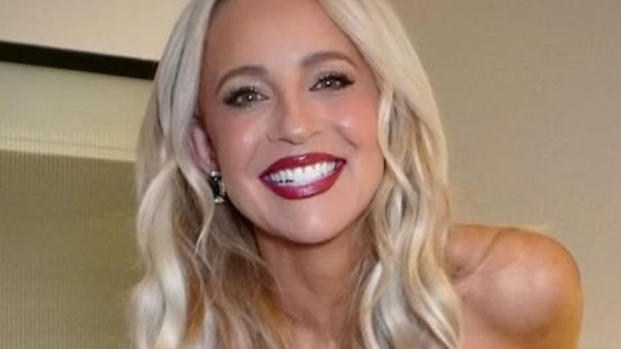 Carrie Bickmore stuns in little black dress