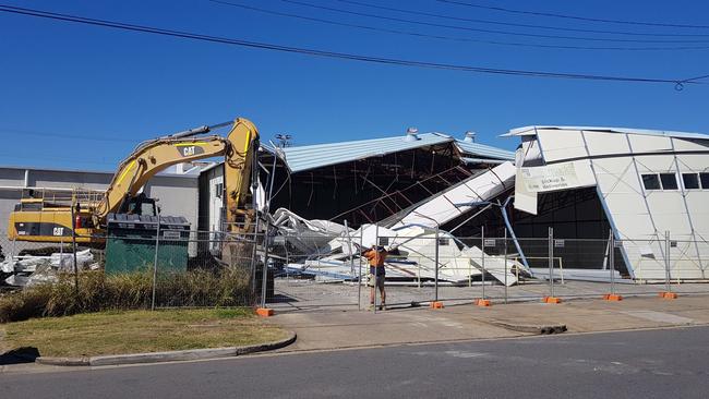 Holdsworth St buildings on the Maasra site are demolished.