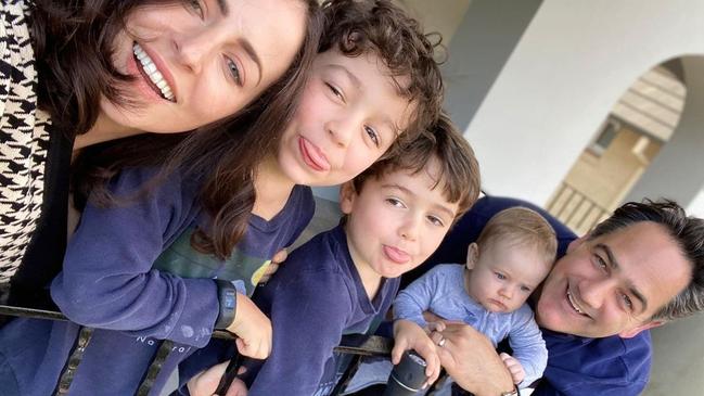 Michael and Lisa Wipfli with their three kids Teddy, Jack and Francesca Source - https://www.instagram.com/p/CHSFEQgMreP/?igshid=8m2sfcwsam2