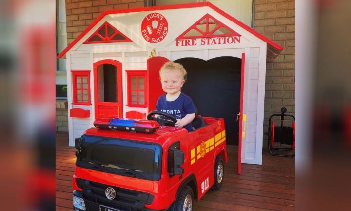 Kmart wooden store fire station