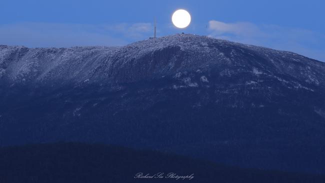 Got up around 6am to take some shots of kunanyi / Mt Wellington before the clouds rolled in. Photo: Richard Siu Photography