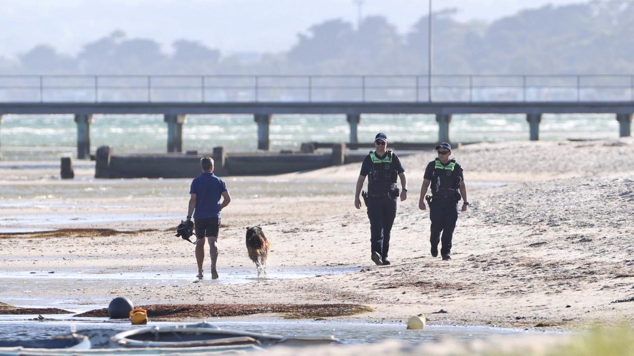 A large-scale search of the area was initiated with the assistance of Police Air Wing, HEMS ambulance choppers, Water Police and local rescue boats. Picture: Mart Stewart,