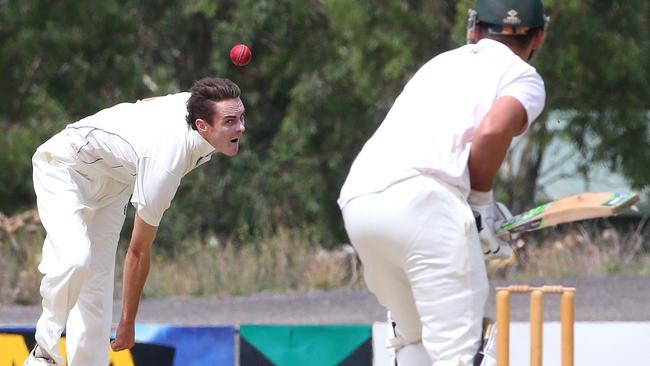 Footscray recruit Jordan Buckingham bends his back last season. Picture: Hamish Blair