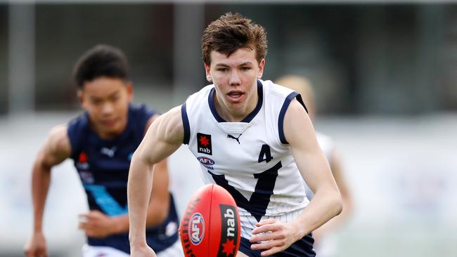 Finn O'Sullivan won the Kevin Sheehan Medal as the best player of the under-16 national championships in 2022. Picture: AFL Photos