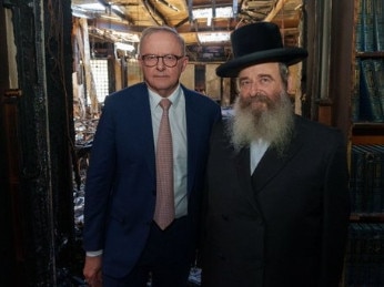 Anthony Albanese during a visit of the Adass Israel Synagogue on December 10, 2024. Picture: Twitter