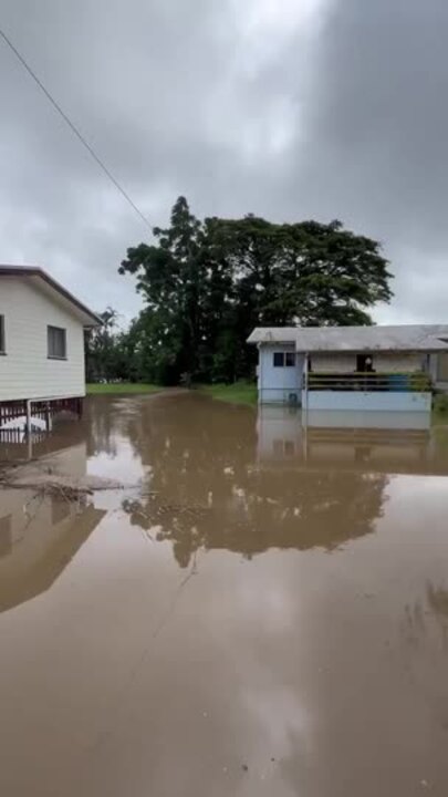 Herbert RIver breaks the banks at Cordelia