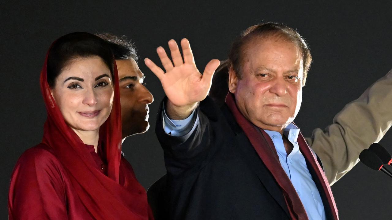 Exiled Pakistan Ex-PM Nawaz Sharif Arrives Home For Comeback Bid | The ...