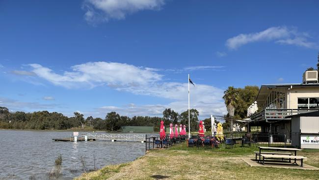 A view of the existing premises at Boat Club.