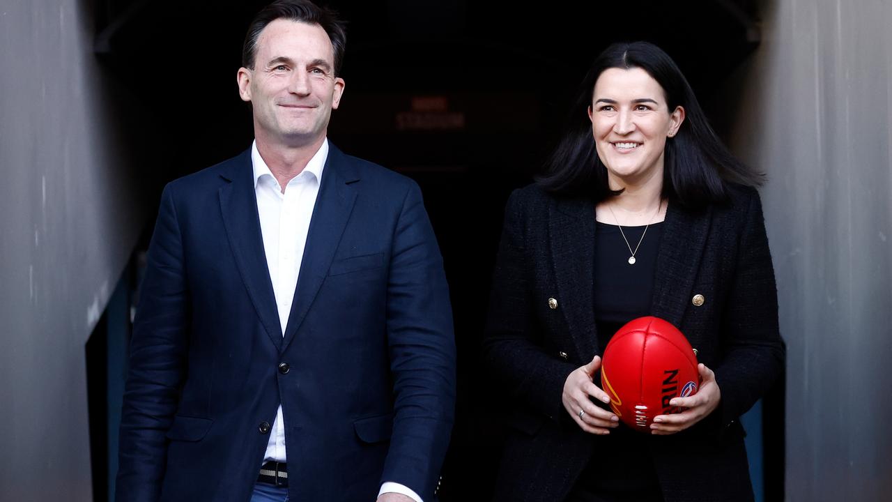 Fact or fiction? Footy boss sheds light on AFL’s ‘power struggle’