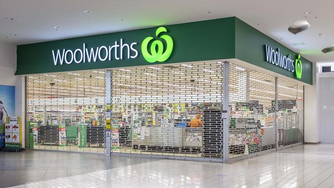 Woolworths Epping, was originally named as an exposure site. Picture: Jake Nowakowski.