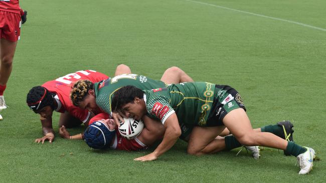 Peckham-Harris (right) putting a shot on. Meninga Cup game between the Ipswich Jets and Wide Bay Bulls. Saturday March 11, 2023. Picture, Nick Tucker.