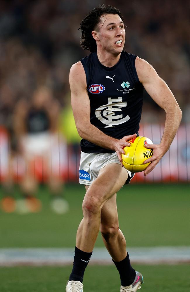 Oliver Hollands never stops running. Picture: Michael Willson/AFL Photos