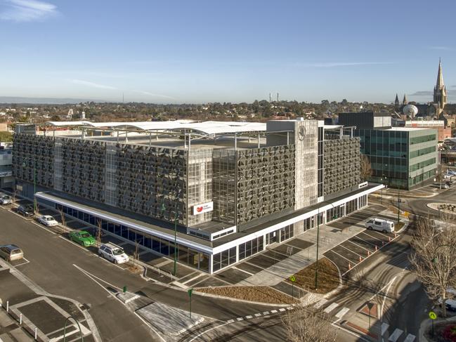 An elevated view of the Bendigo multi-storey carpark.