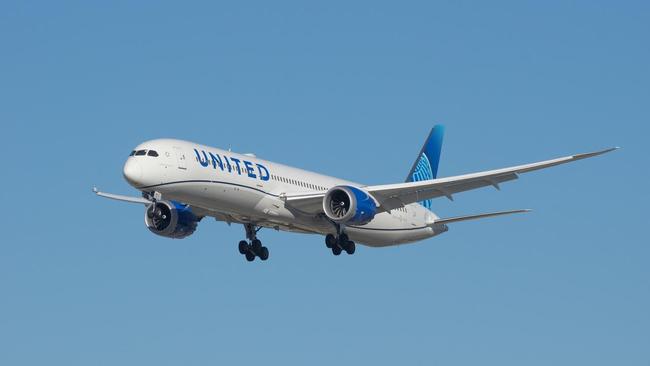 Body discovered in wheel well of United Airlines flight from Chicago