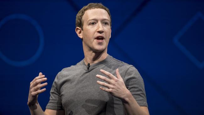 Facebook CEO Mark Zuckerberg , chief executive officer and founder of Facebook Inc., speaks during the F8 Developers Conference in San Jose, California, U.S., on Tuesday, April 18, 2017. Zuckerberg laid out his strategy for augmented reality, saying the social network will use smartphone cameras to overlay virtual items on the real world rather than waiting for AR glasses to be technically possible. Photographer: David Paul Morris/Bloomberg