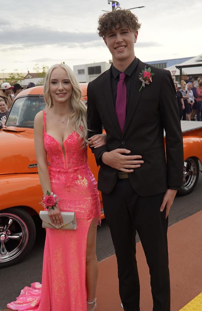 Caitlyn Franklin and Tom Currin arriving at the 2023 Kingaroy State High School formal.