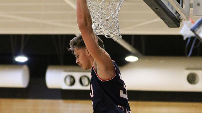 There were plenty of impressive dunks throughout the season. Photo: NBL1.