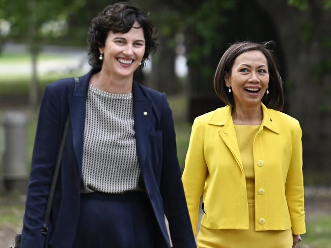 CANBERRA, AUSTRALIA – NewsWire Photos – February 11, 2025: Kate Chaney and Dai Lee Arrive at The Lodge in Canberra. Picture: Martin Ollman / The Australian