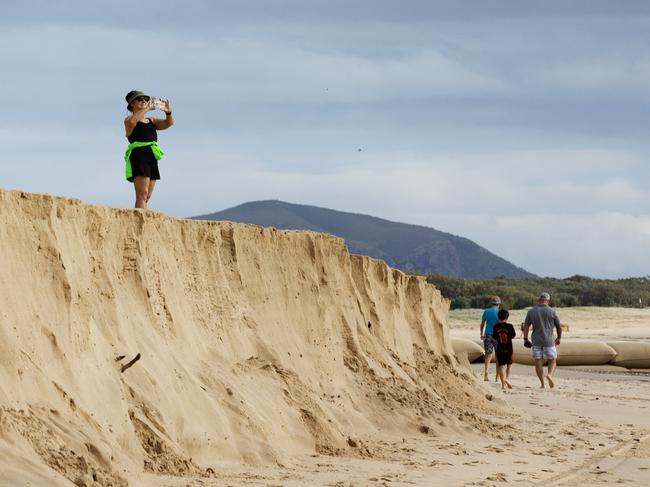 Cliffs of erosion forming at Maroochydore as Cyclone Alfred continues to approach the coast. Picture Lachie Millard