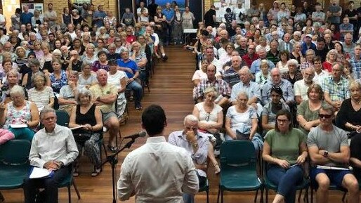 Bonney MP Sam O'Connor addresses a Labrador meeting on City Plan.