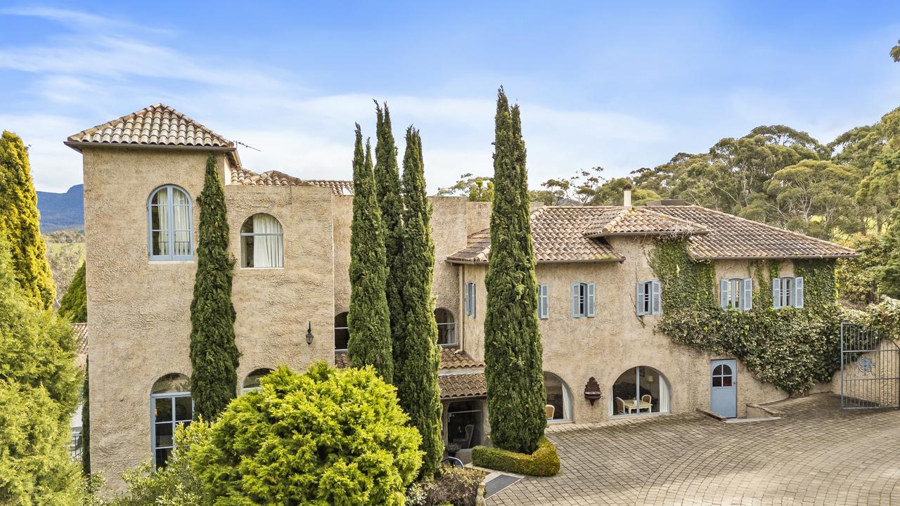 Highly awarded Villa Howden for sale seeking $5m-$6m