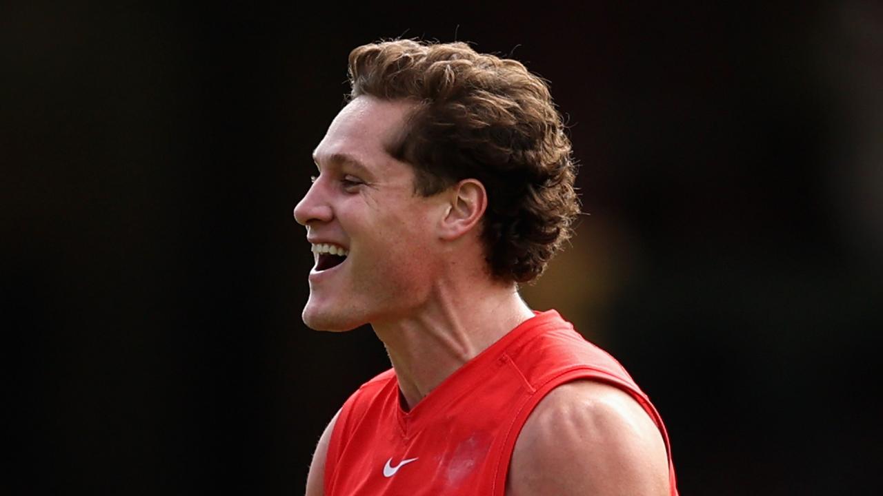 Swans storm out of the blocks as bad blood boils over in Sydney