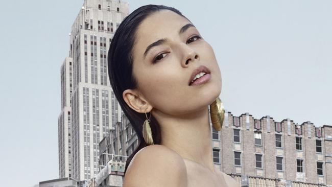 Jessica Gomes says she’s been been hitting the gym and doing tons of pilates.