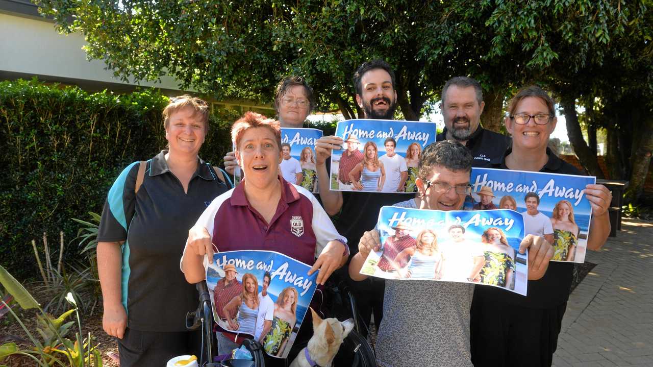 SUMMER BAY VACAY: Marliese Ulmann, Donna Murnane, Toby Robison, Trevor Sands, Suzanne Whan (back), Raeleen Darlington and Chris Nugent (front) are looking forward to their highly anticipated trip to meet the  Home and Away  cast. Picture: Rhylea Millar