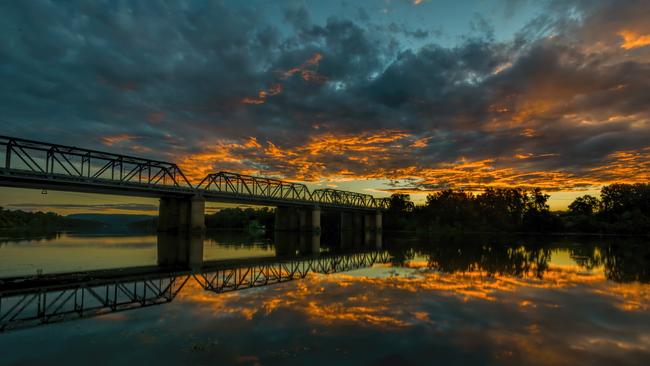 The State Government is investing heavily in increasing resident and tourist flow along the magical Nepean River, captured by Tom Walsh in April as part of the ‘Go West Photo Competition’.