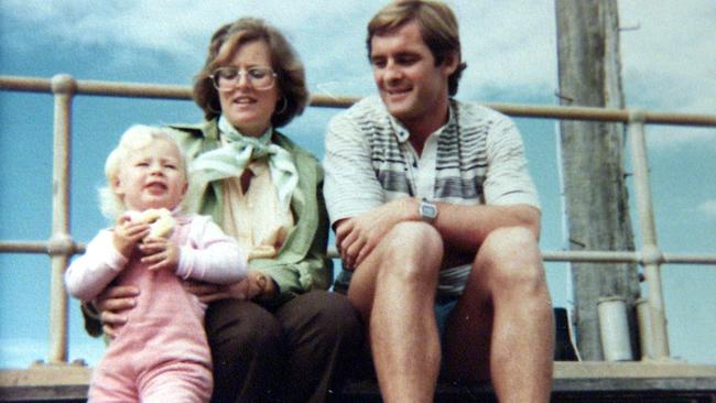 Lyn Dawson with husband Chris and daughter Shanelle.