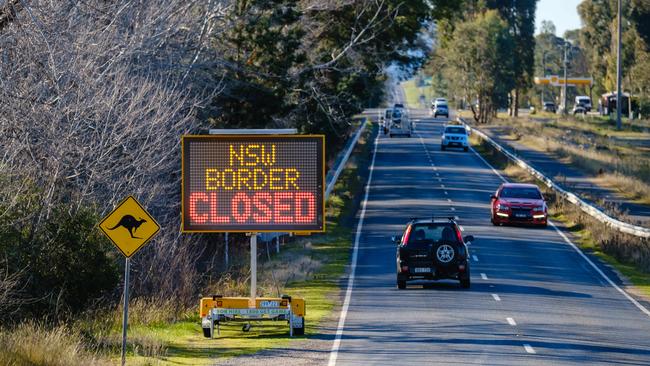 Authorities have tightened border rules but heavy vehicles will still only be subject to random checks. Picture: NCA NewsWire / Simon Dallinger