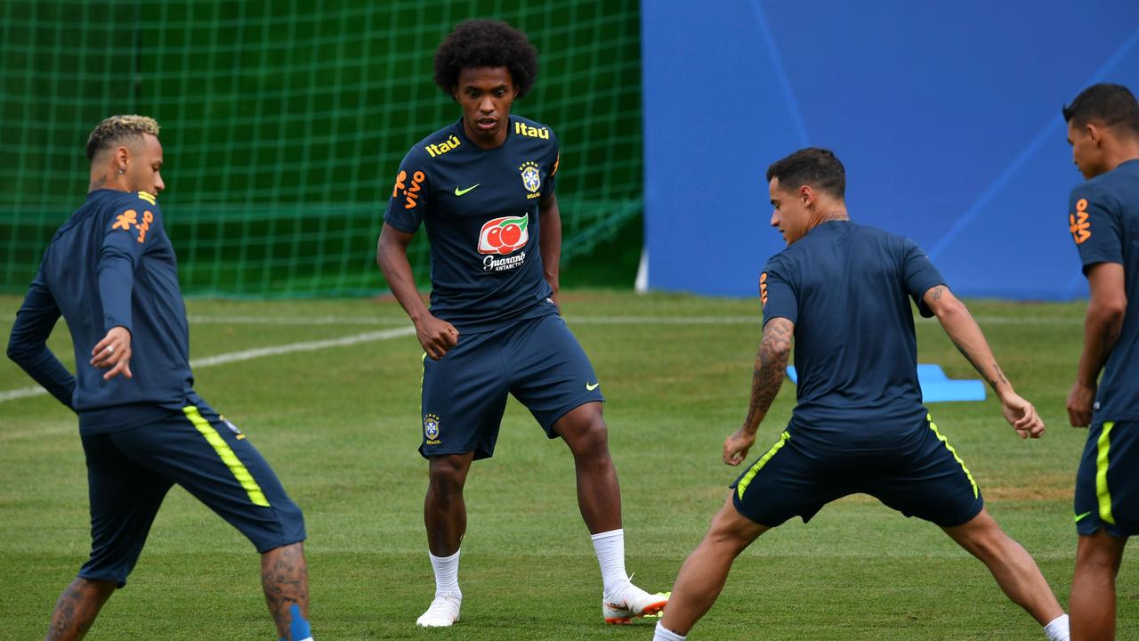 Around the Forest: Neymar limps out of Brazil training with injury -  Stumptown Footy