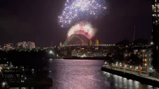Pertunjukan Kembang Api Malam Tahun Baru di Sydney