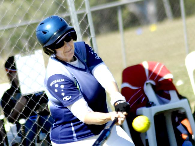 softmast BC198007 Logan City Softball Association i2010 South Queensland Softball masters - Camira Amigos Kayleen Shailes